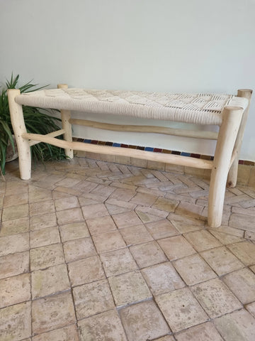 BANC EN BOIS MASSIF MARRAKECH FAIT MAIN